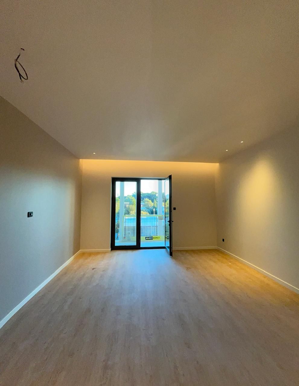 Квартира в Тивате, Черногория, 61 м² - фото 6