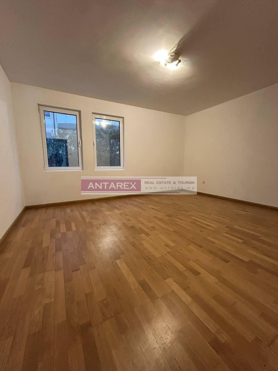 Апартаменты в Петроваце, Черногория, 105 м² - фото 4