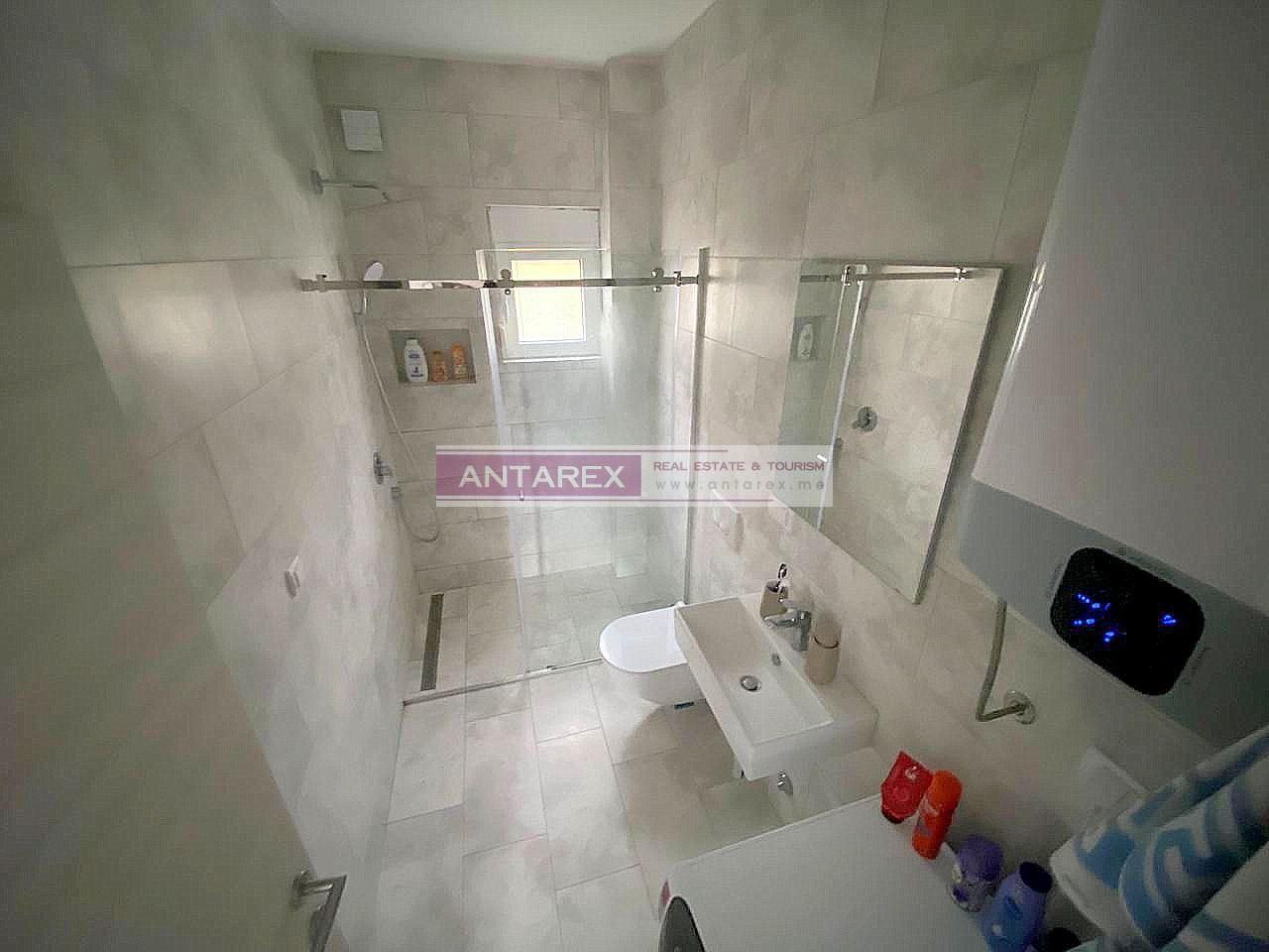 Апартаменты в Тивате, Черногория, 55 м² - фото 8