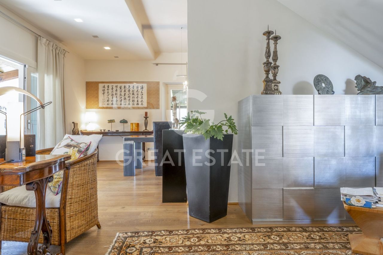 Дом в Кьюси, Италия, 370.9 м² - фото 14