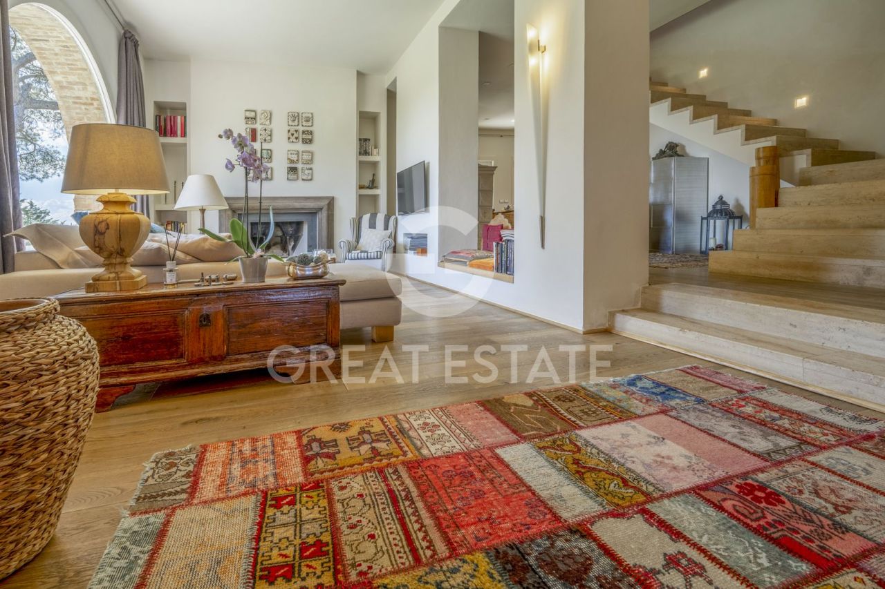 Дом в Кьюси, Италия, 370.9 м² - фото 18