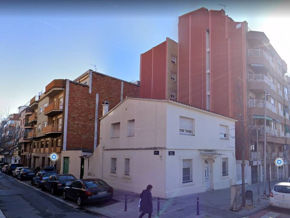 Земля в Барселоне, Испания, 256 м² - фото 2