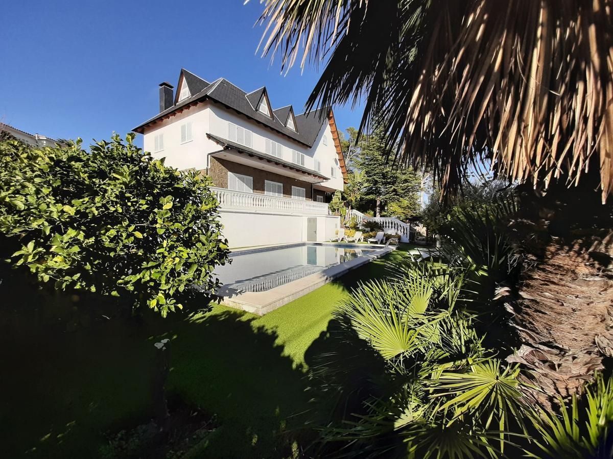 Дом на Коста-дель-Гарраф, Испания, 362 м² - фото 2