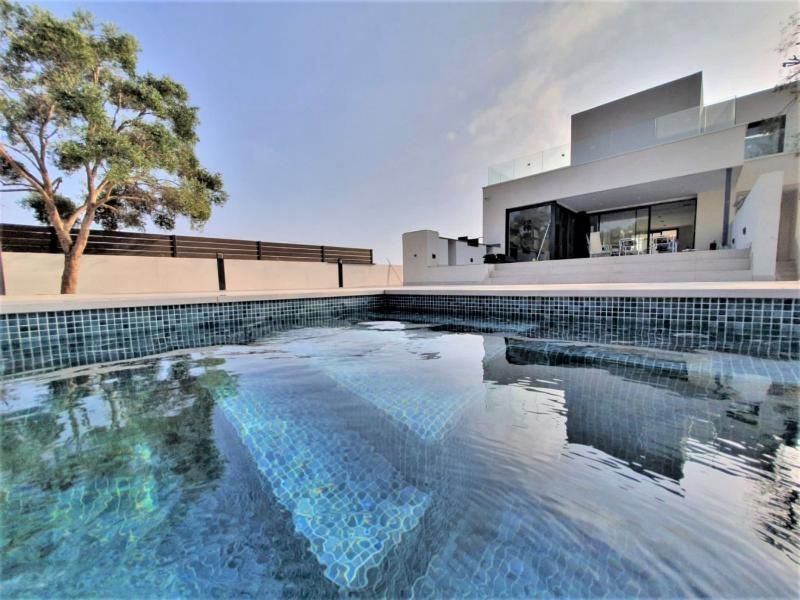 Дом на Коста-дель-Гарраф, Испания, 308 м² - фото 2