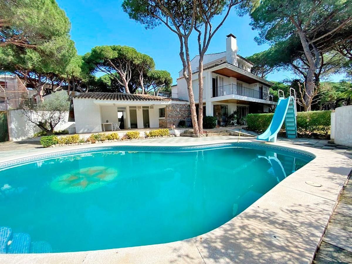 Дом на Коста-дель-Гарраф, Испания, 248 м² - фото 2