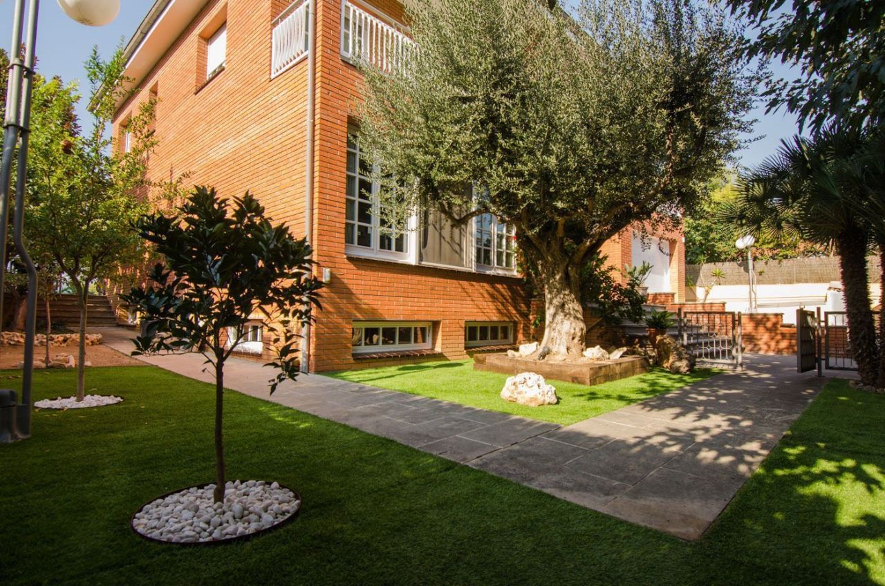 Дом на Коста-дель-Гарраф, Испания, 600 м² - фото 2