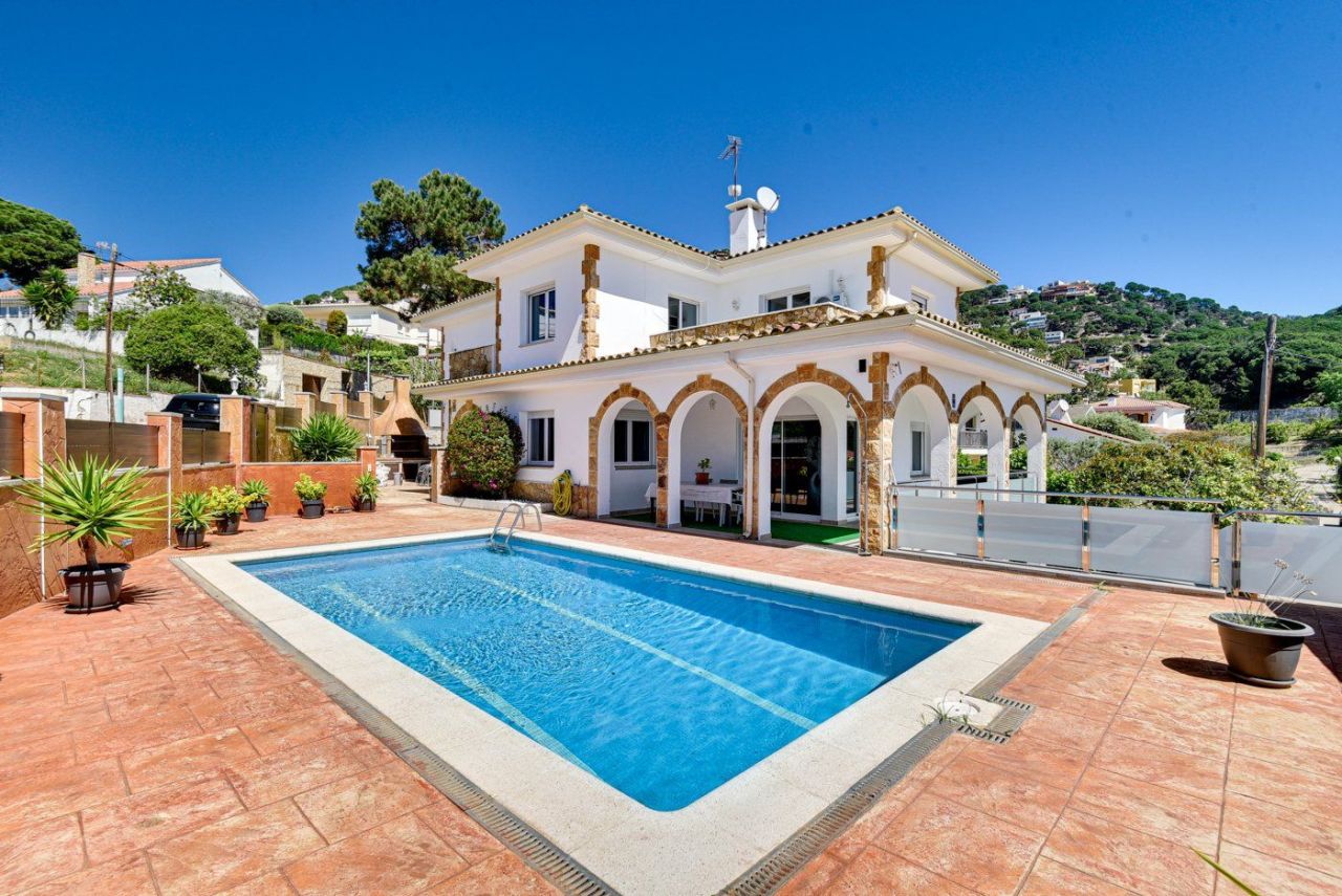 Дом на Коста-Брава, Испания, 408 м² - фото 3