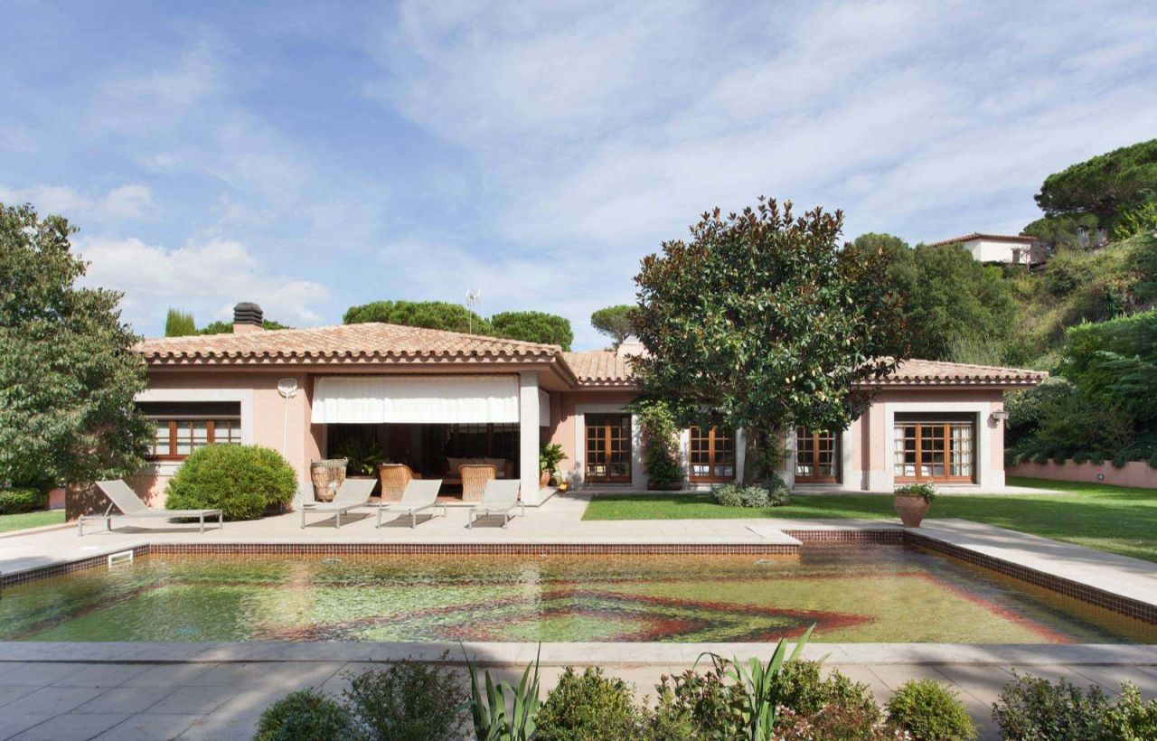 Дом на Коста-Брава, Испания, 500 м² - фото 3