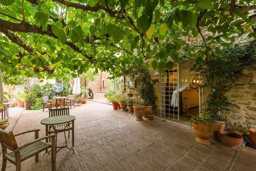 Коммерческая недвижимость на Коста-Брава, Испания, 685 м² - фото 3