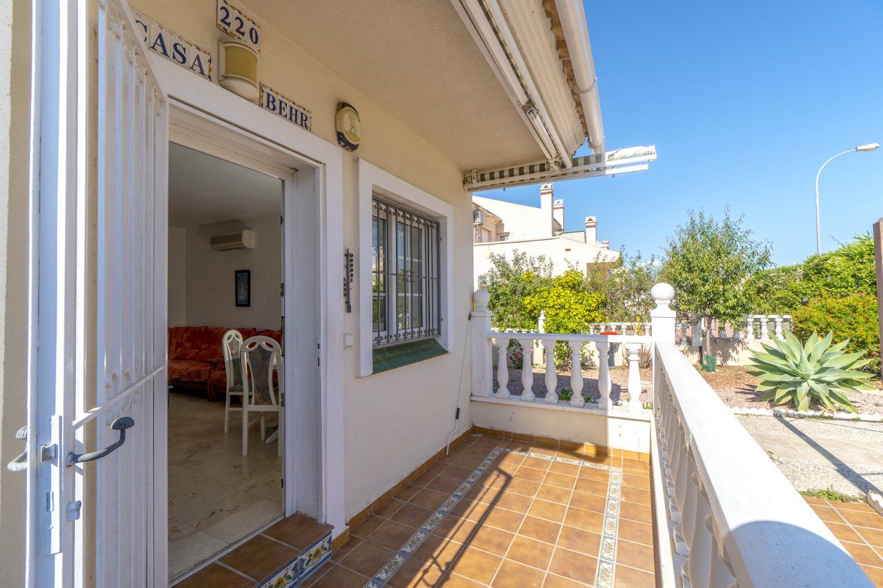 Таунхаус на Коста-Бланка, Испания, 98 м² - фото 3