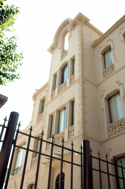 Дом в Барселоне, Испания, 800 м² - фото 3