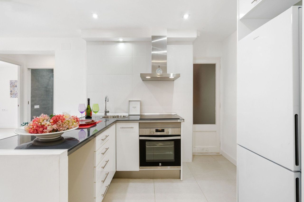 Квартира на Коста-дель-Гарраф, Испания, 69 м² - фото 3