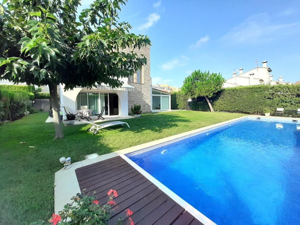 Дом на Коста-Брава, Испания, 280 м² - фото 3