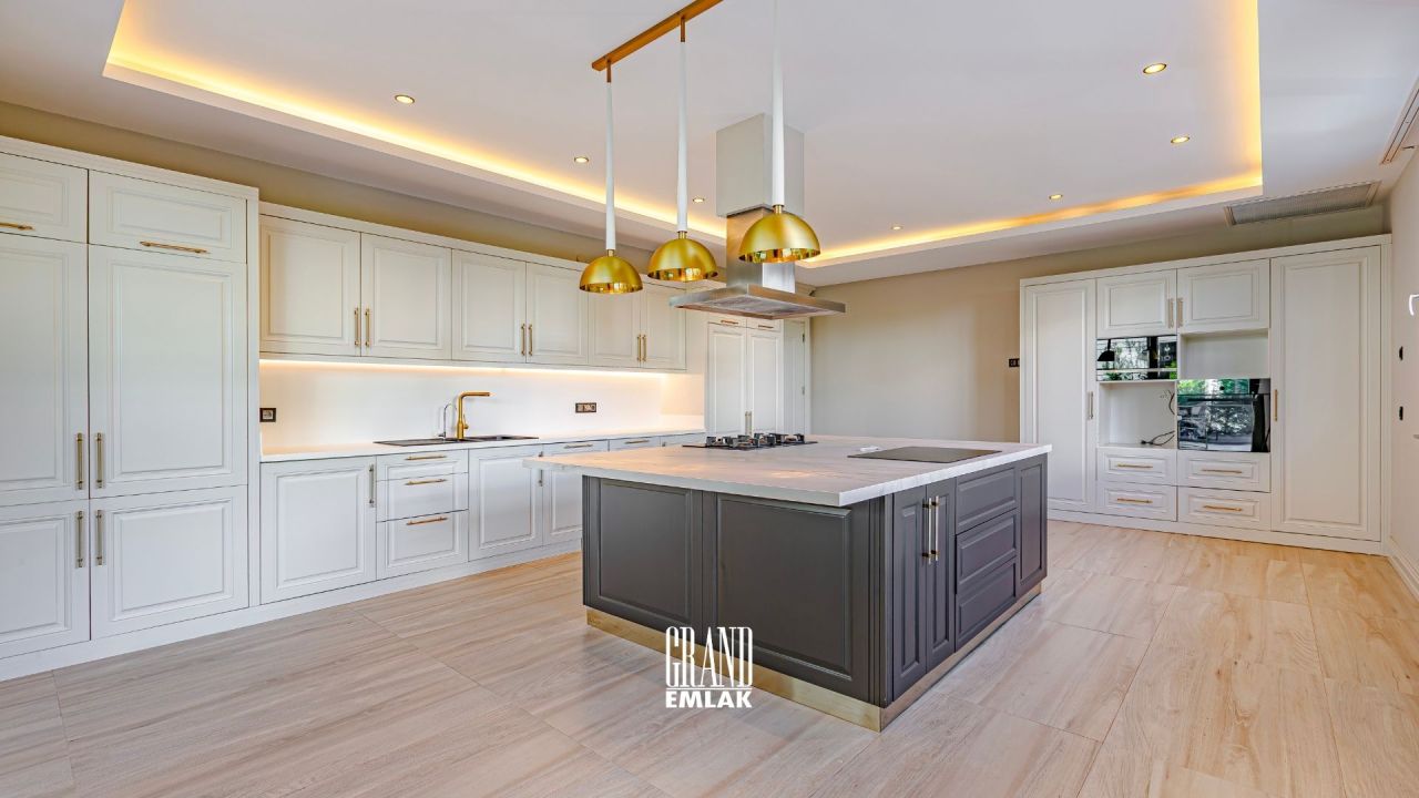 Вилла в Анталии, Турция, 900 м² - фото 9