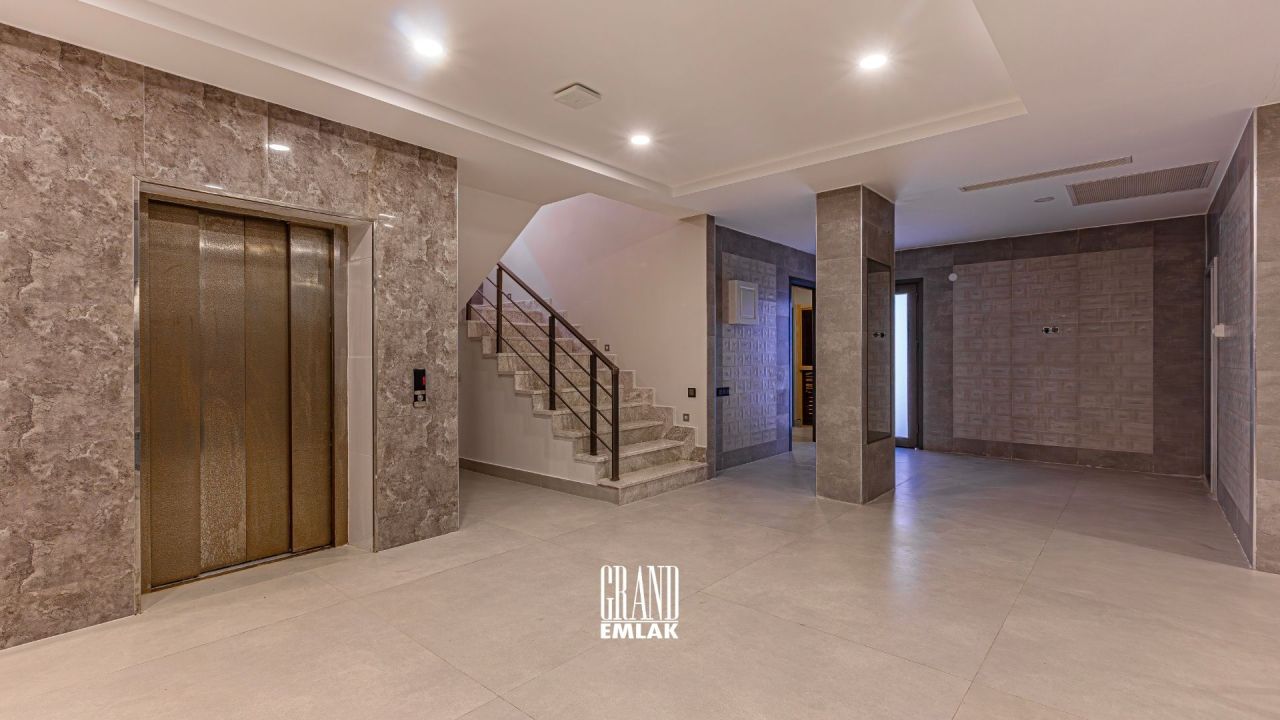 Вилла в Анталии, Турция, 900 м² - фото 16