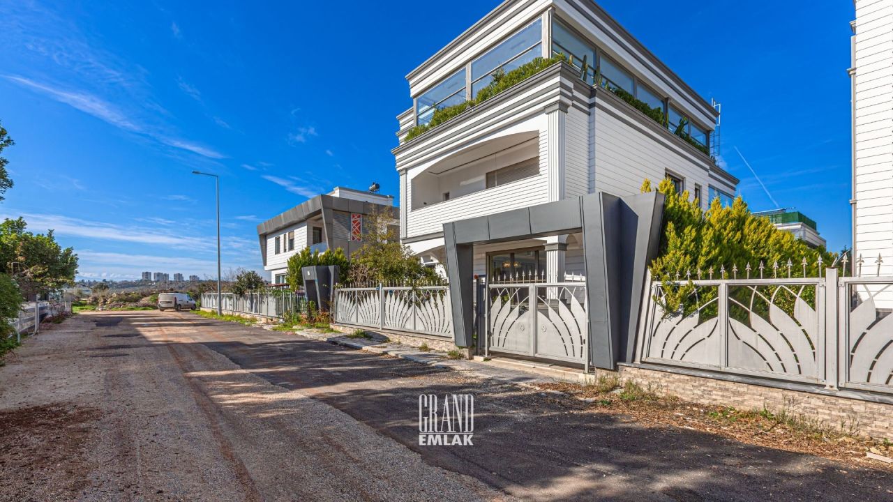 Вилла в Анталии, Турция, 900 м² - фото 4