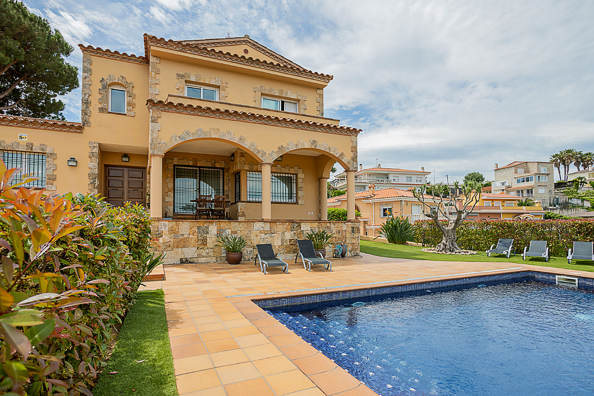 Дом на Коста-Брава, Испания, 332 м² - фото 3