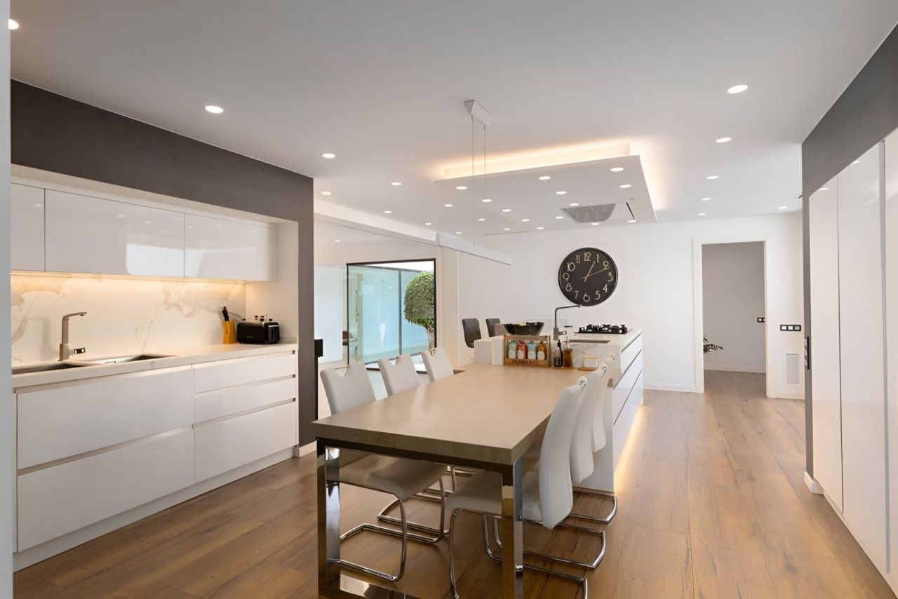 Дом на Коста-дель-Маресме, Испания, 1 430 м² - фото 3