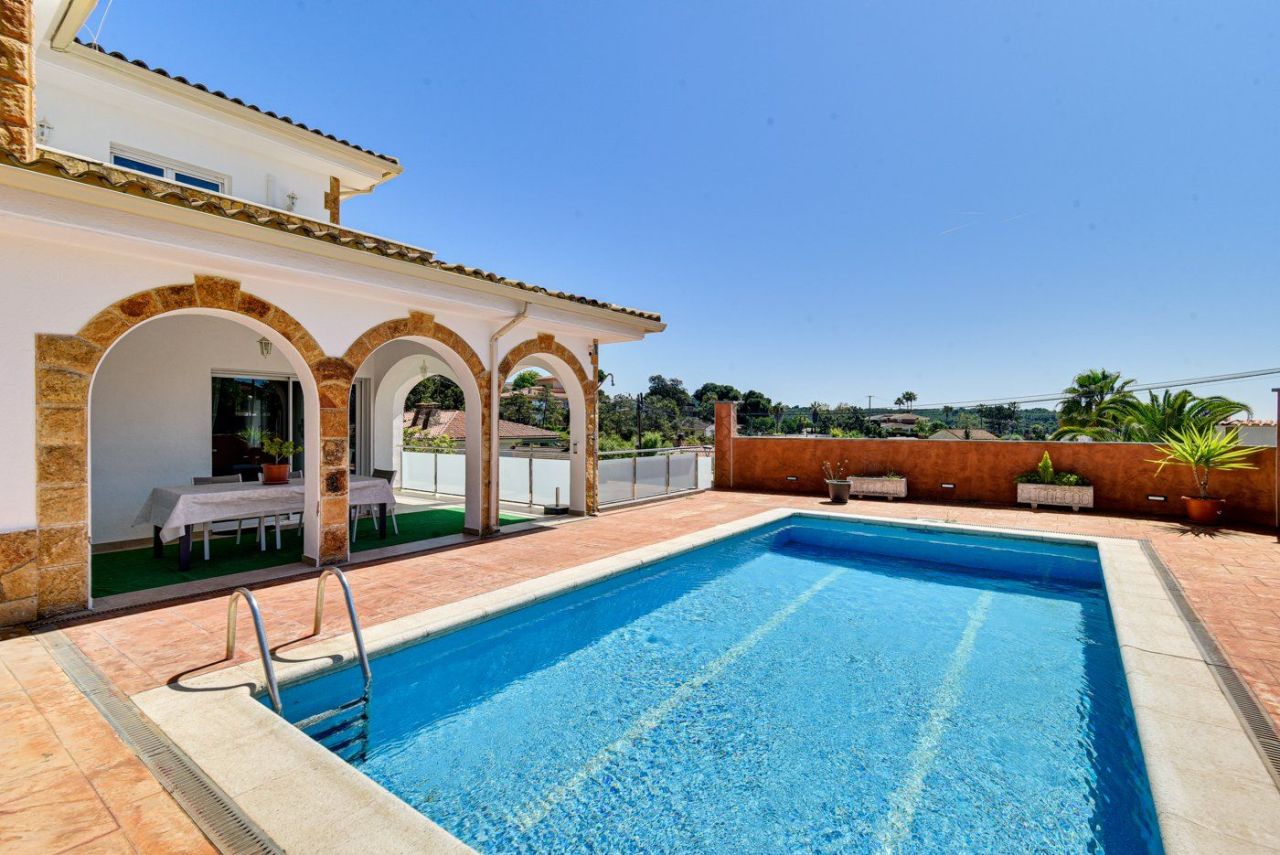 Дом на Коста-Брава, Испания, 408 м² - фото 4