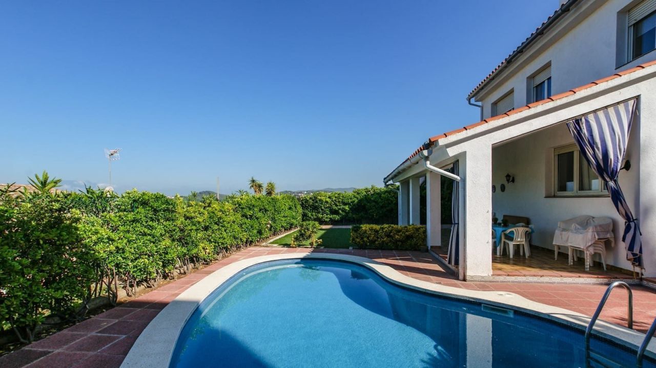 Дом на Коста-Брава, Испания, 356 м² - фото 4