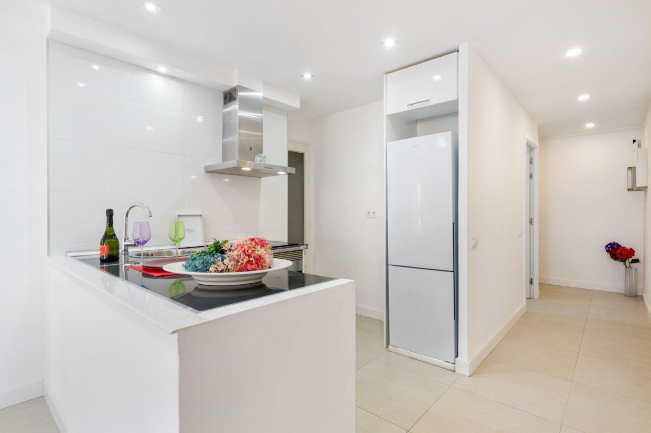 Квартира на Коста-дель-Гарраф, Испания, 69 м² - фото 4