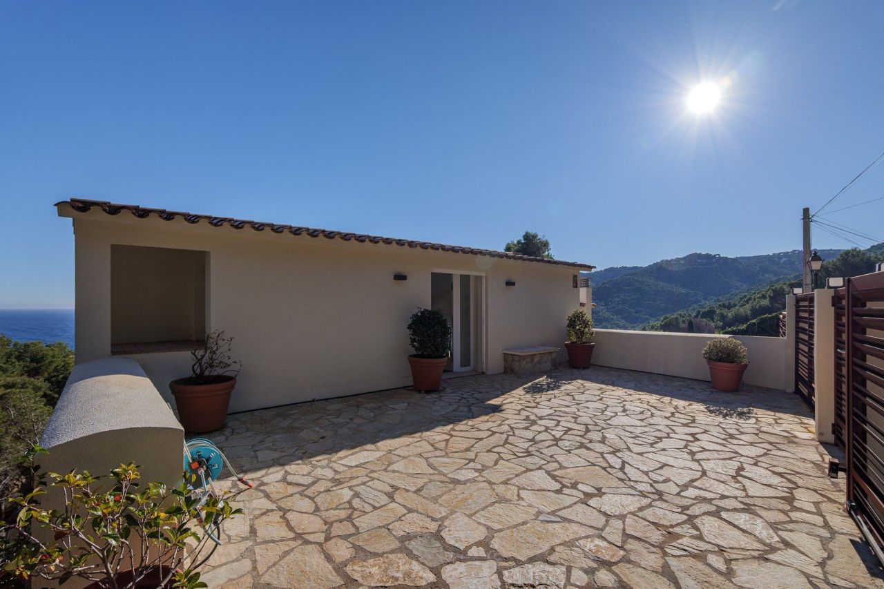 Дом на Коста-Брава, Испания, 220 м² - фото 4