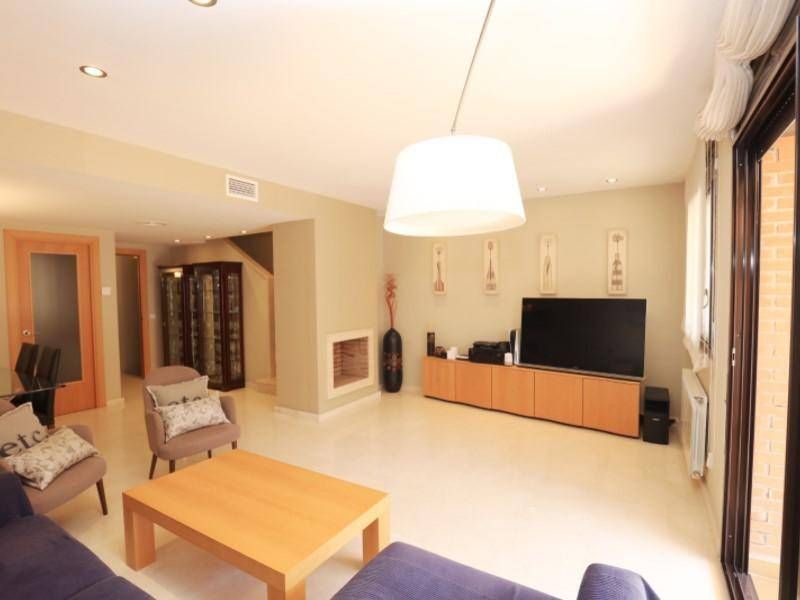 Таунхаус на Коста-дель-Маресме, Испания, 256 м² - фото 4