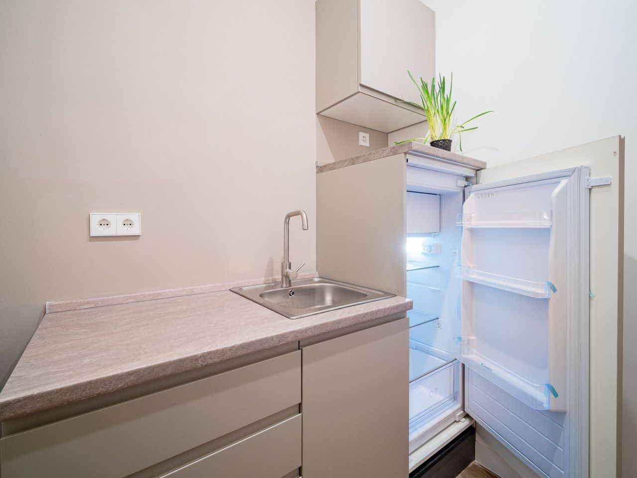 Коммерческая недвижимость в Мадриде, Испания, 127 м² - фото 4