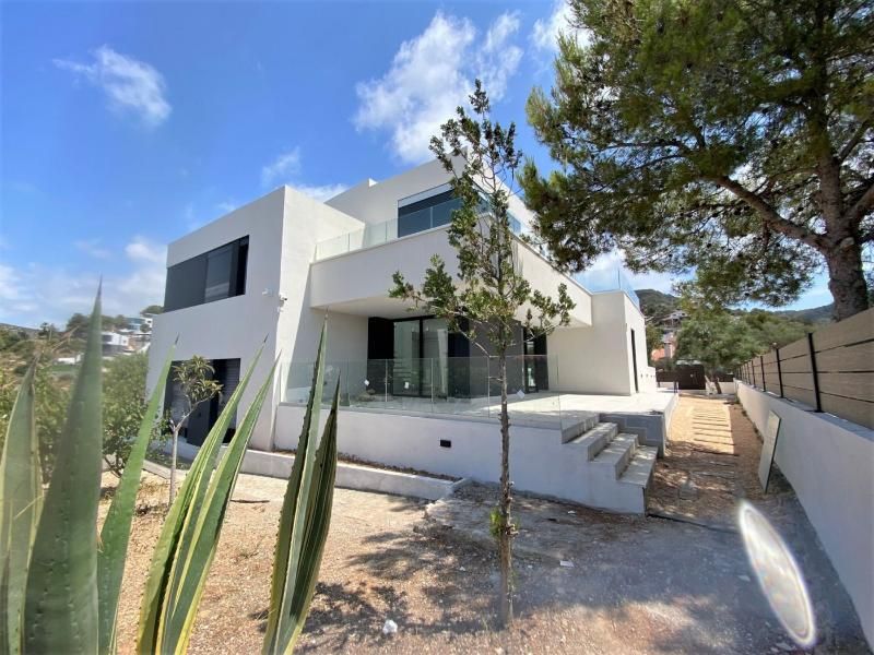 Дом на Коста-дель-Гарраф, Испания, 308 м² - фото 5