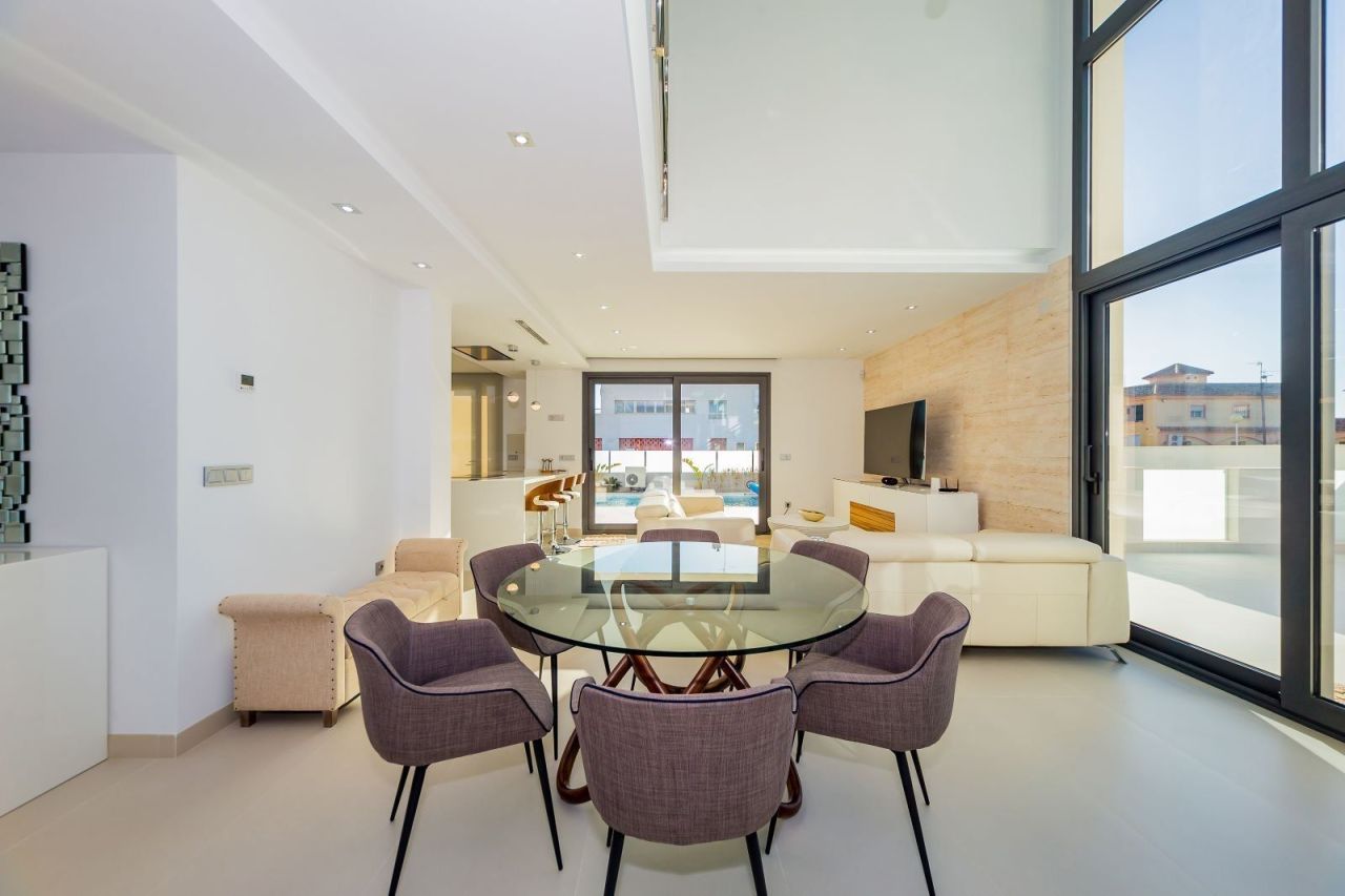 Дом на Коста-Бланка, Испания, 380 м² - фото 5