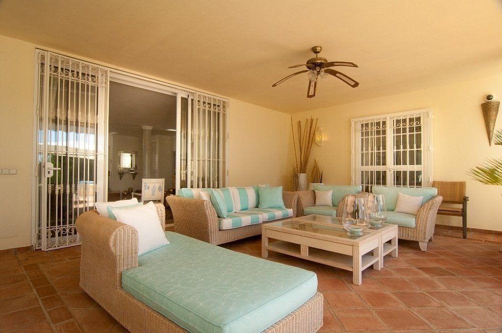 Дом на Коста-дель-Соль, Испания, 400 м² - фото 5