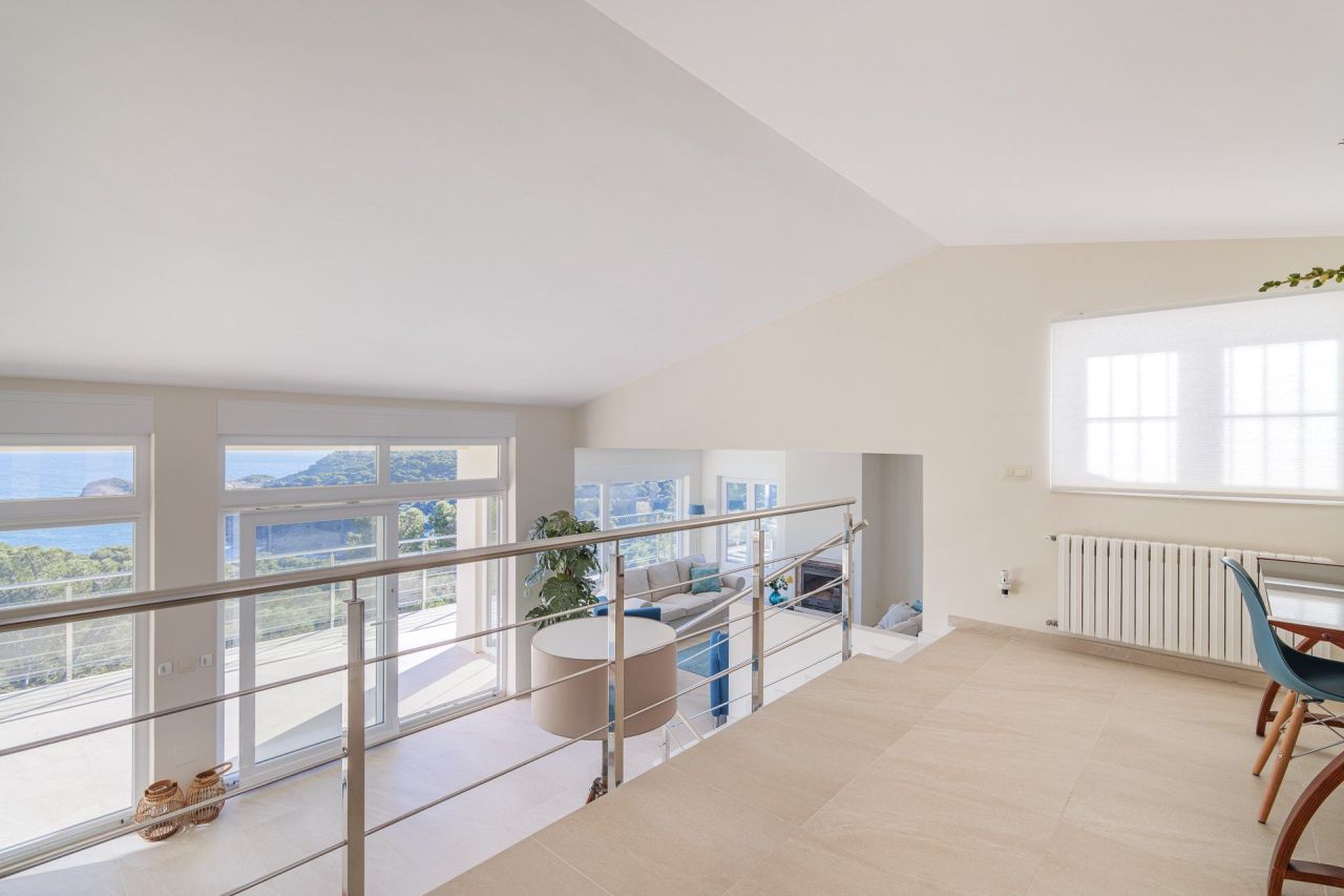 Дом на Коста-Брава, Испания, 220 м² - фото 5