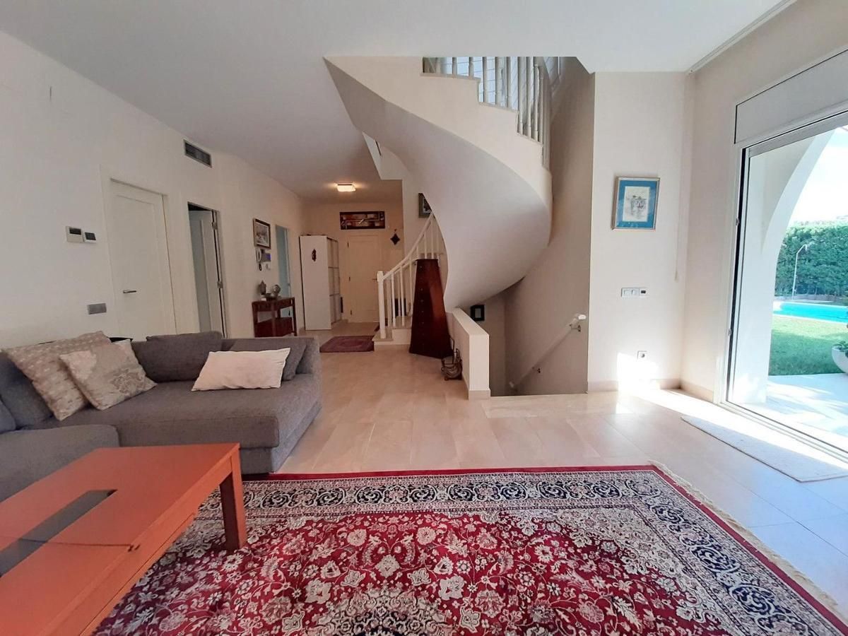 Дом на Коста-Брава, Испания, 280 м² - фото 5