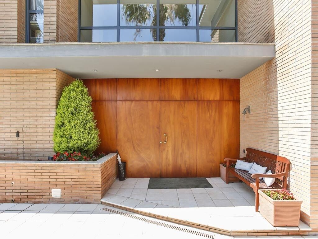 Дом в Барселоне, Испания, 496 м² - фото 5