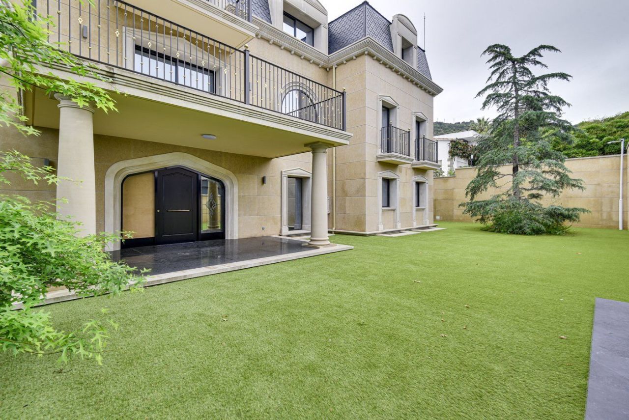 Дом в Барселоне, Испания, 2 000 м² - фото 5