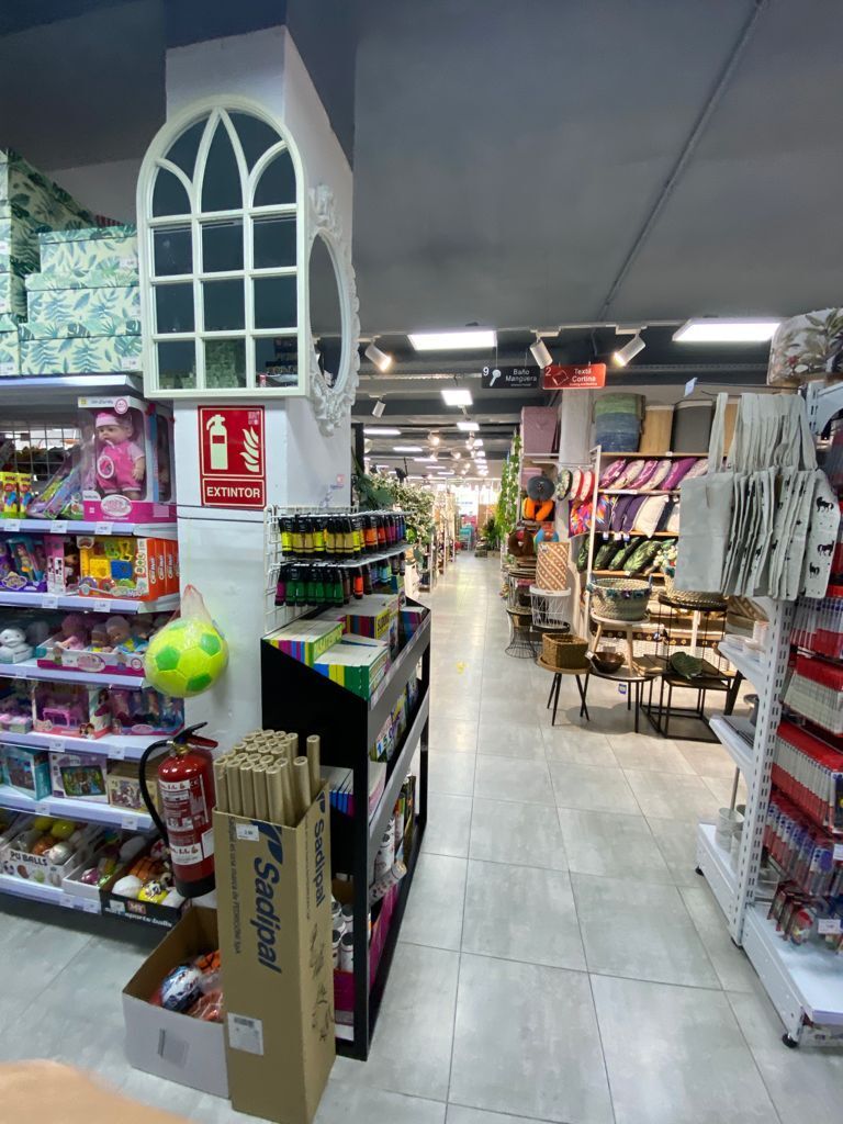 Коммерческая недвижимость в Барселоне, Испания, 635 м² - фото 5