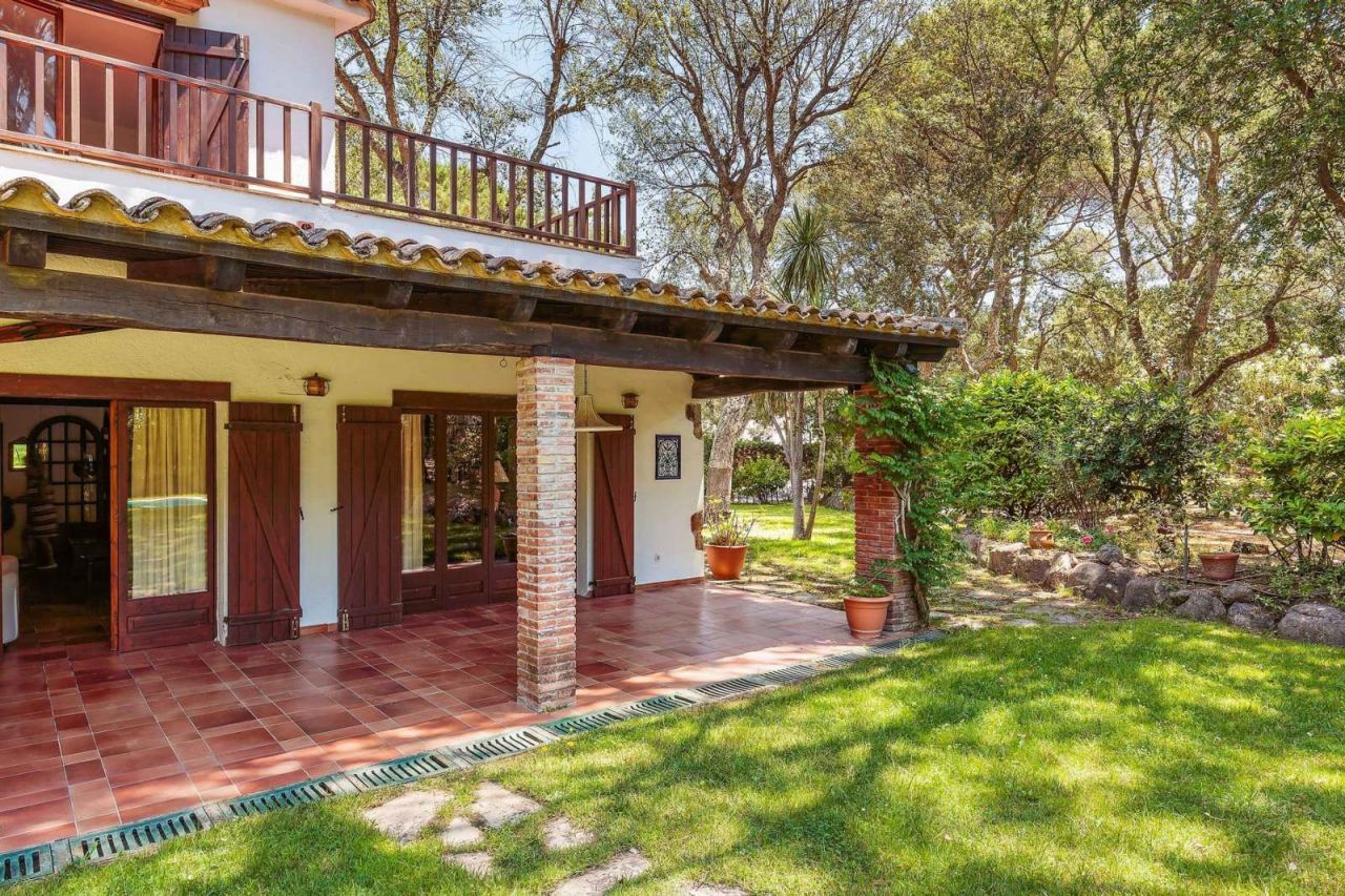 Дом на Коста-Брава, Испания, 406 м² - фото 5