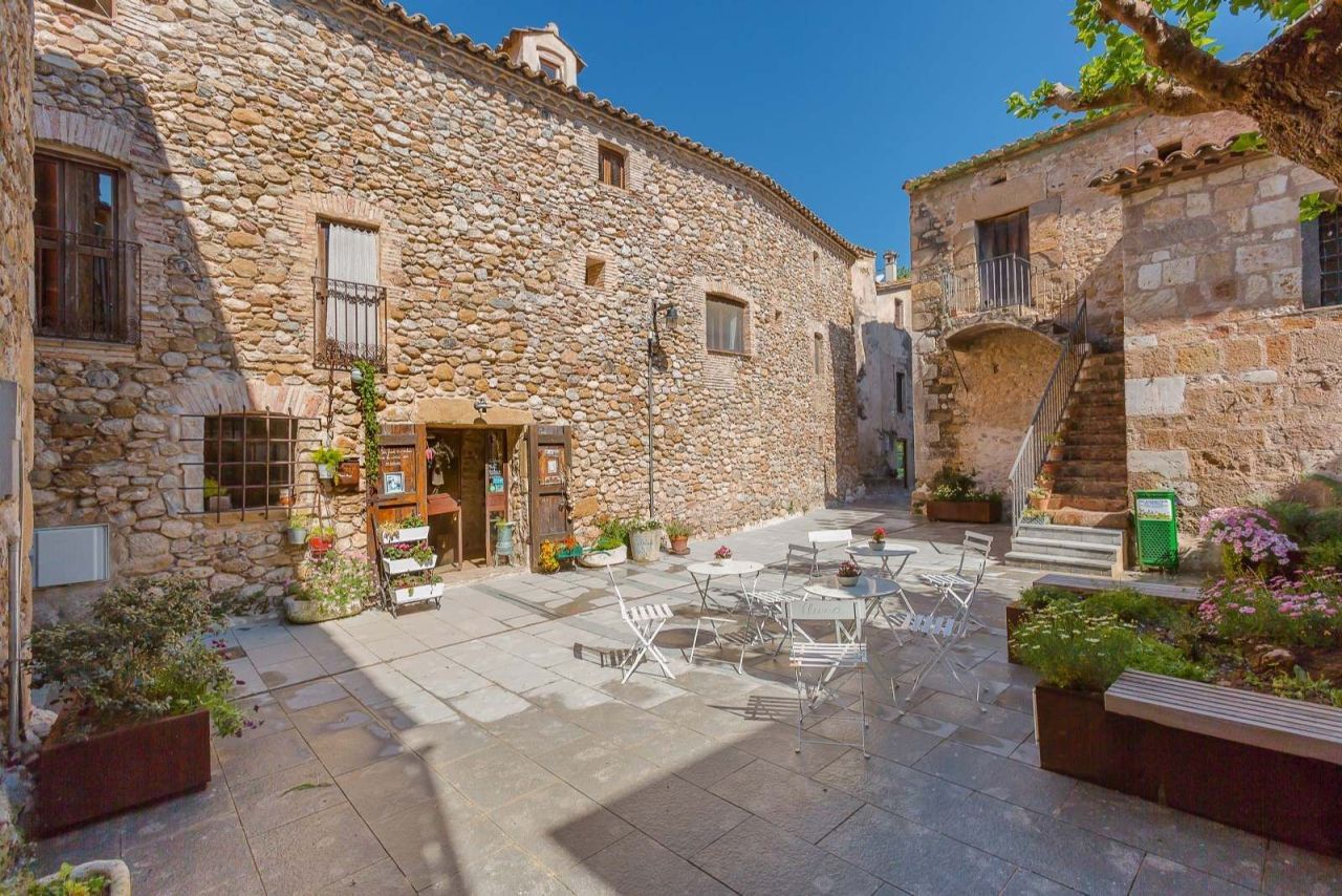 Коммерческая недвижимость на Коста-Брава, Испания, 727 м² - фото 6