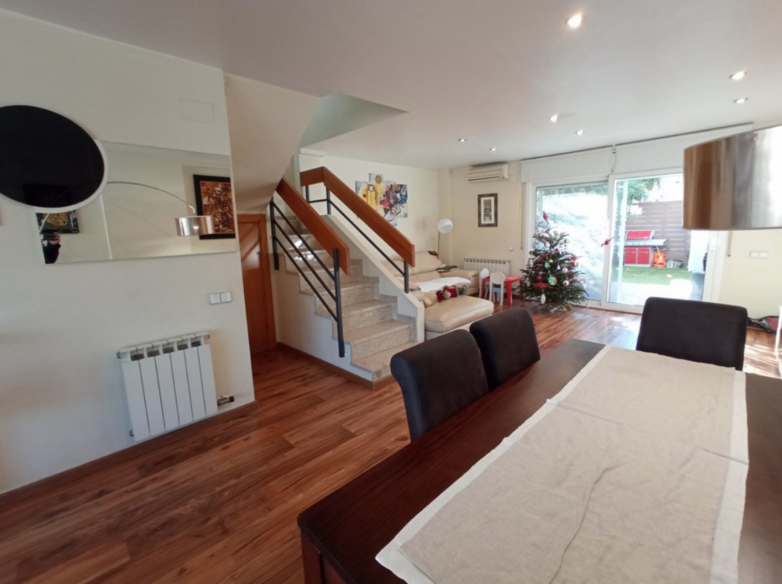 Таунхаус в Барселоне, Испания, 150 м² - фото 6