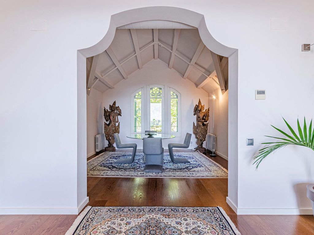 Квартира в Барселоне, Испания, 202 м² - фото 6