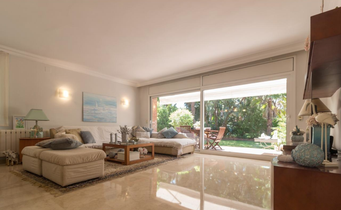 Таунхаус в Барселоне, Испания, 330 м² - фото 7