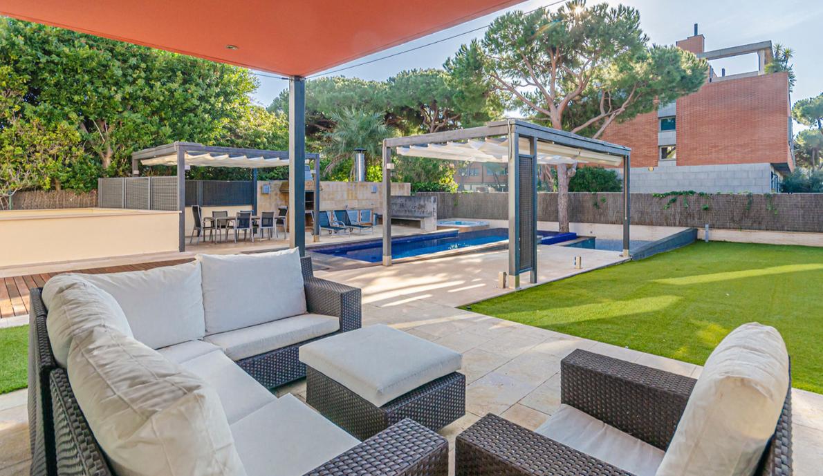 Дом на Коста-дель-Гарраф, Испания, 450 м² - фото 7