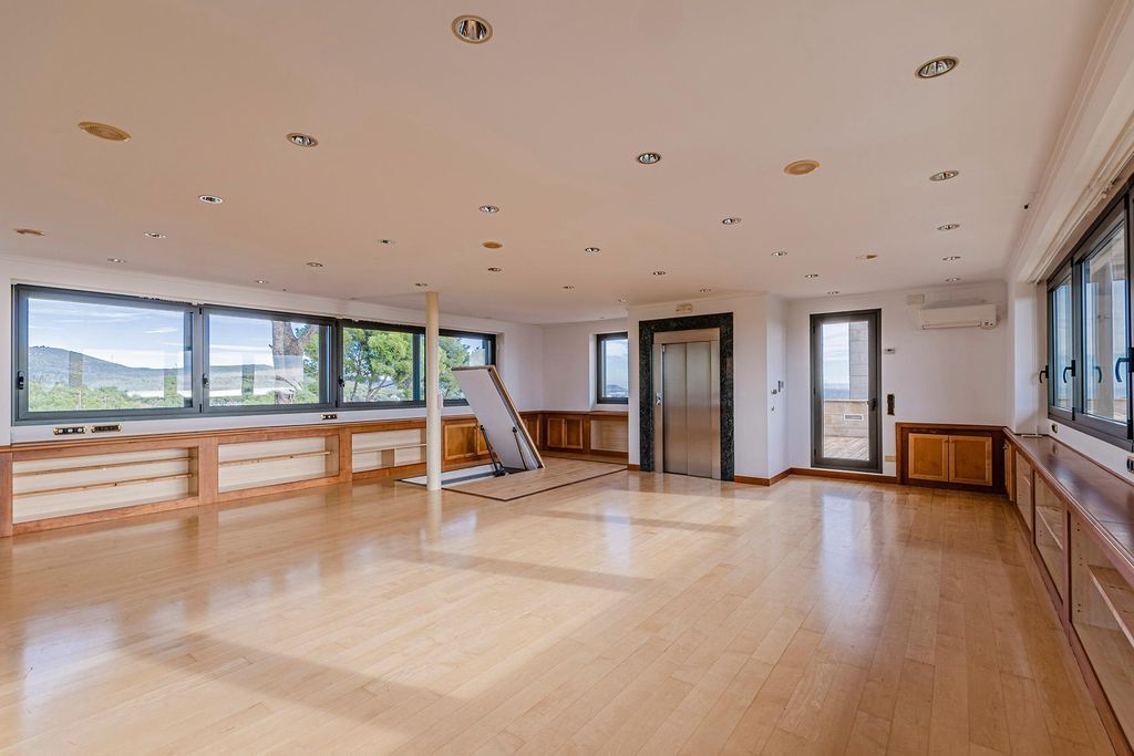 Дом на Коста-дель-Гарраф, Испания, 840 м² - фото 7