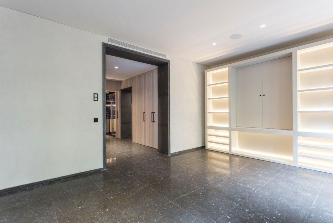 Квартира в Барселоне, Испания, 150 м² - фото 7