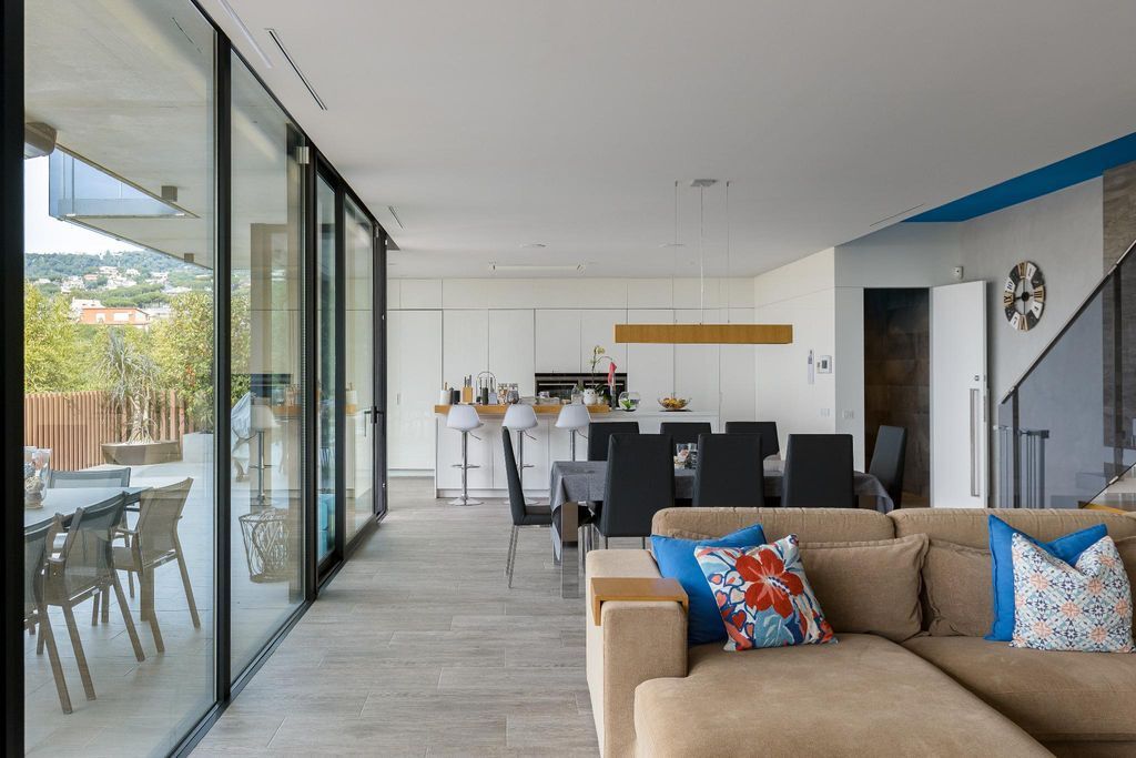 Дом на Коста-дель-Маресме, Испания, 326 м² - фото 7