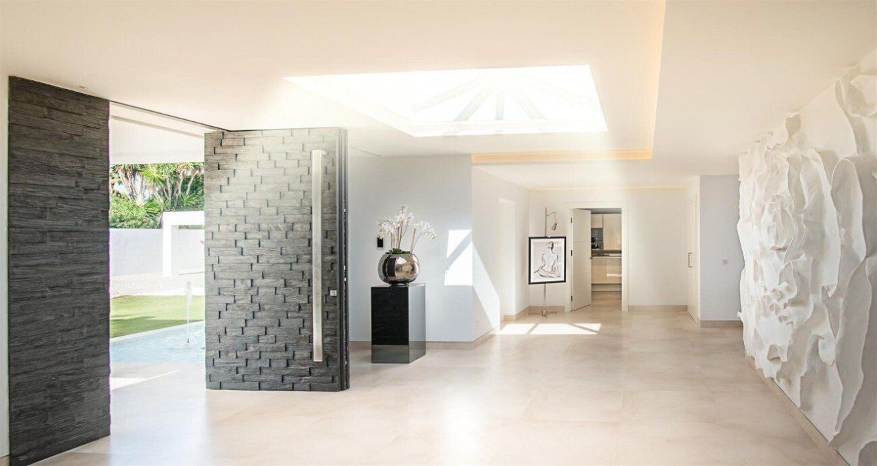 Дом на Коста-дель-Соль, Испания, 2 513 м² - фото 8