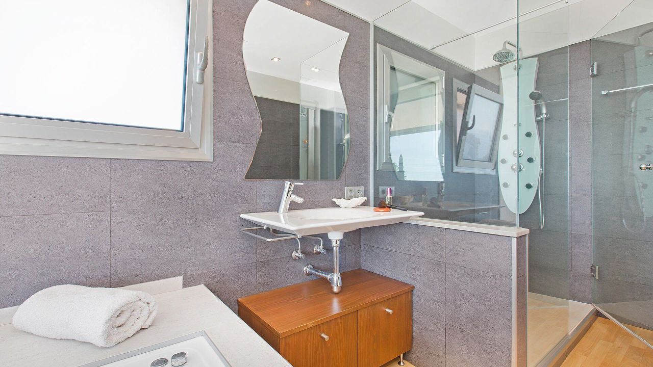 Дом на Коста-Брава, Испания, 385 м² - фото 8