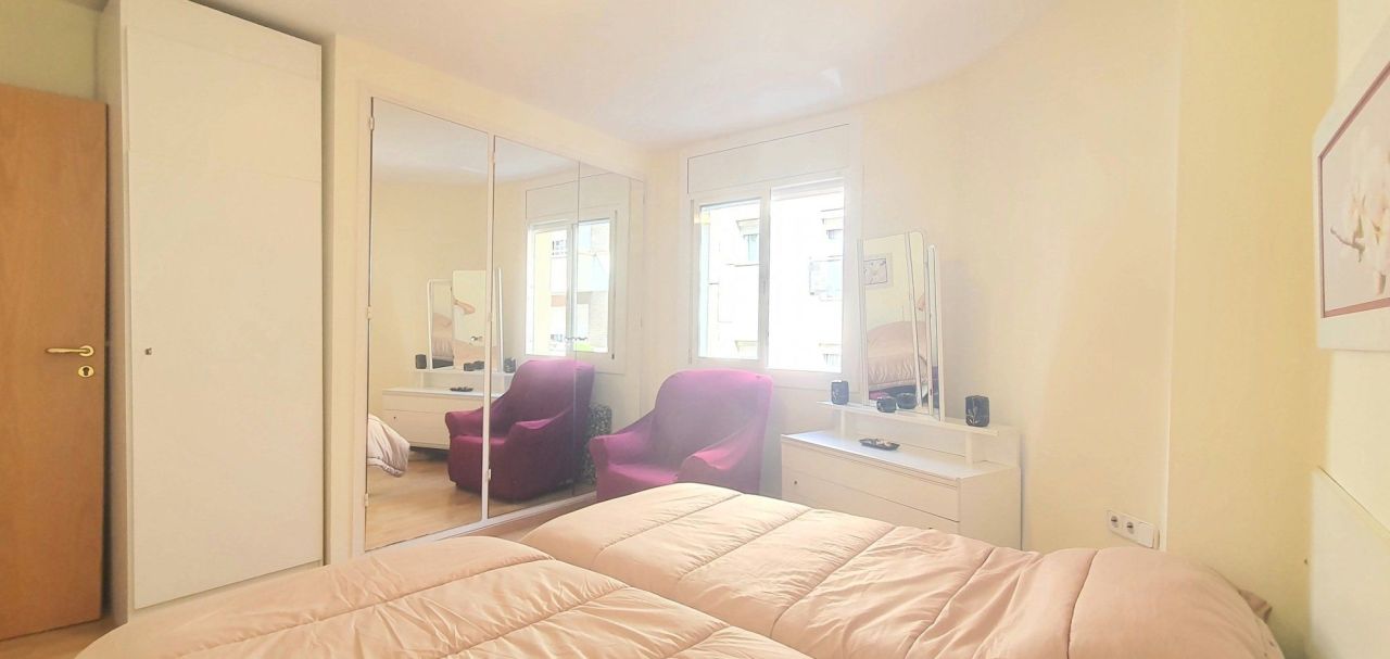 Квартира в Барселоне, Испания, 78 м² - фото 8