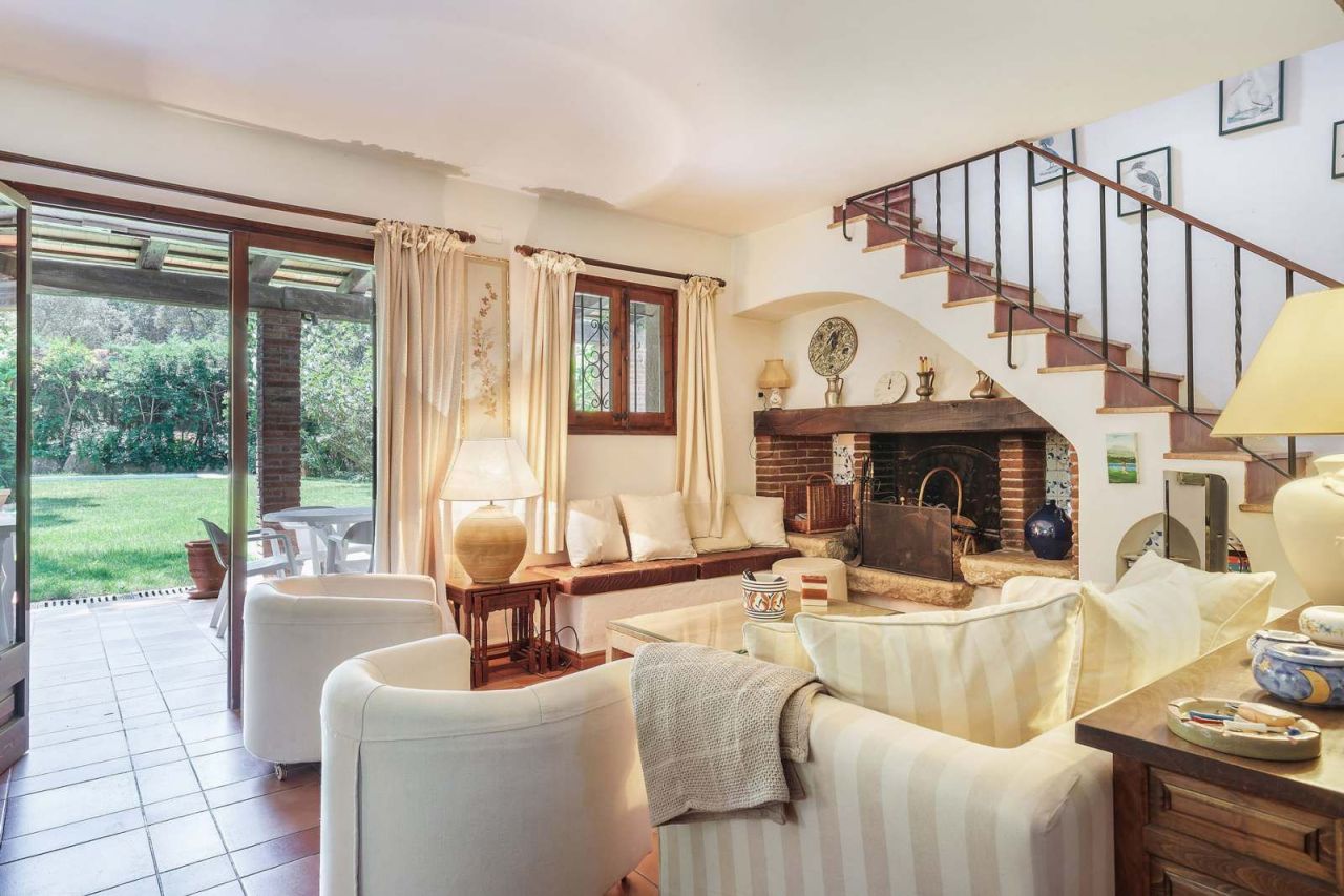 Дом на Коста-Брава, Испания, 406 м² - фото 8