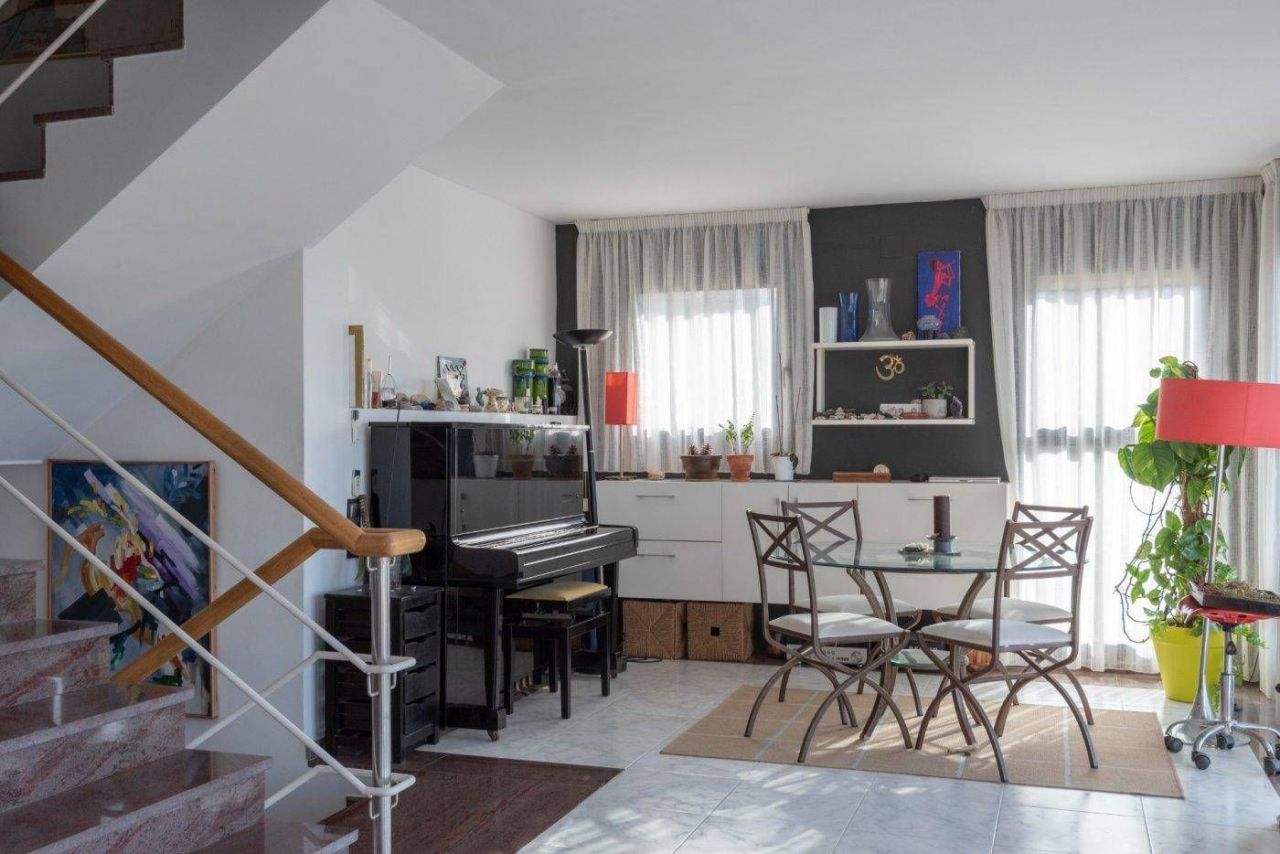 Дом на Коста-дель-Гарраф, Испания, 308 м² - фото 8